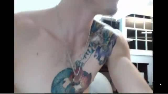 Hot chick sucks and fucks hard - 69sexlive.com